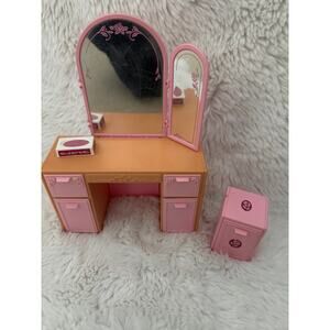 VTG 1987 Barbie Sweet Roses Vanity & Nightstand Playset Mattel